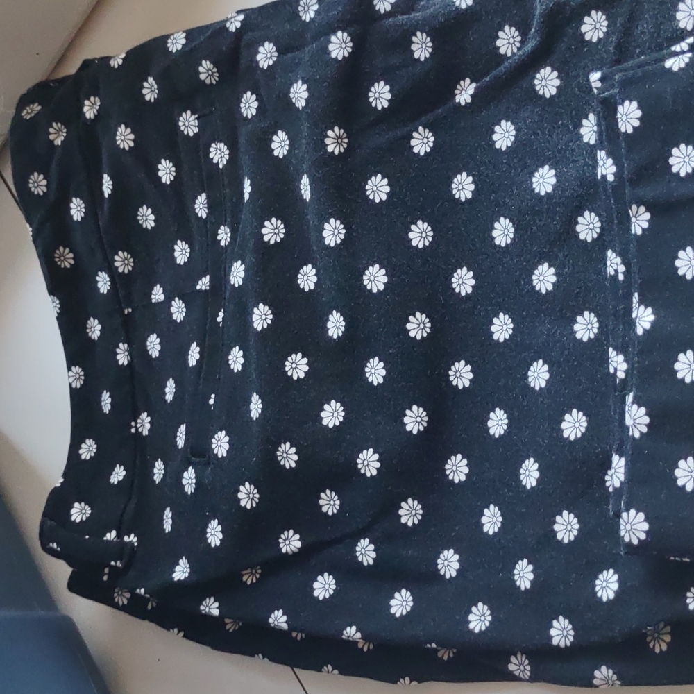 Old Navy 18 pixie pants
